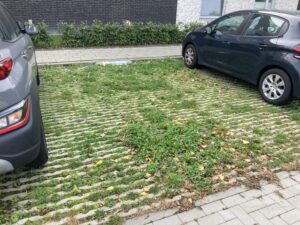 semi-permeable parkeerplaats